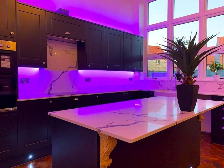 Holiday home School Halls - 5 Bedrooms Bodham